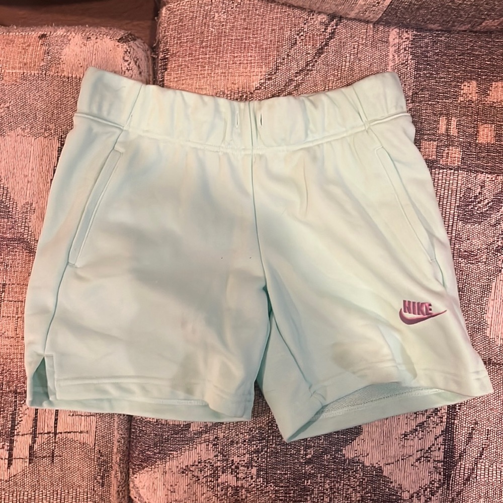 Unworn green Nike shorts!